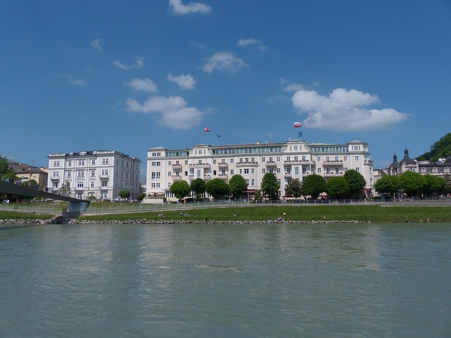 L'histoire fascinante de l'Opéra d'État de Vienne : de la cour impériale à la scène mondiale