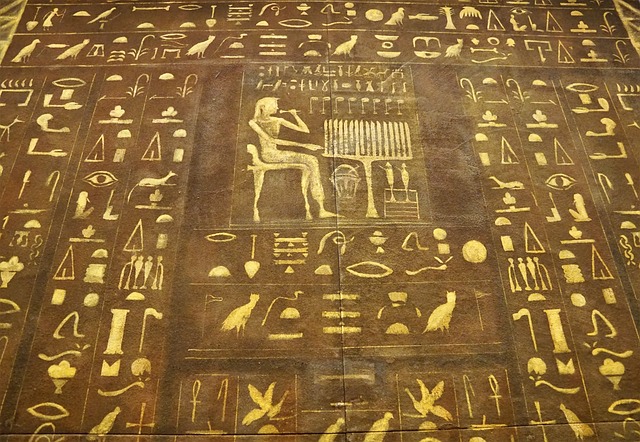 L'histoire des spectacles son et lumière aux Pyramides